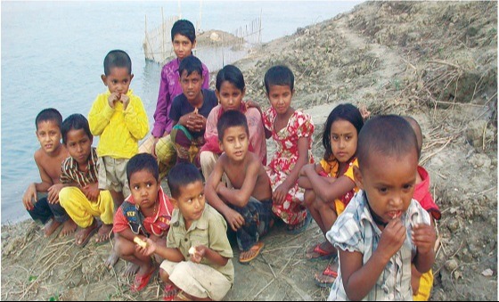 চরভদ্রাসনে শীতে যবুথবু চরাঞ্চলের বসতিরা