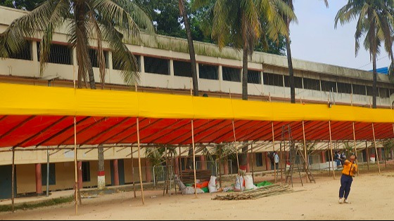 ঈদগাঁওতে অন্ধকারে রাজনতৈকি দল