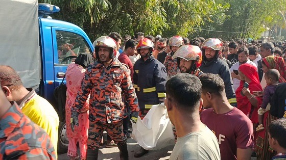 নগরকান্দায় সড়ক দুর্ঘটনায় মোটর সাইকেল আরোহীর মাথা বিচ্ছিন্ন!