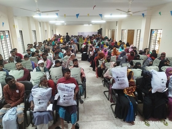 হাতিয়ায় ৫শত দু:স্থ অসহায় পরিবার পেল শীতবস্ত্র