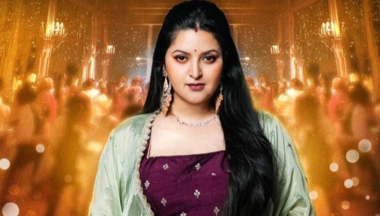 ‘লাবণ্য’ রূপে প্রকাশ্যে এলেন পরীমনি