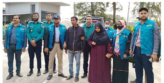 বরিশাল পাসপোর্ট অফিসে দুই দালালের কারাদন্ড