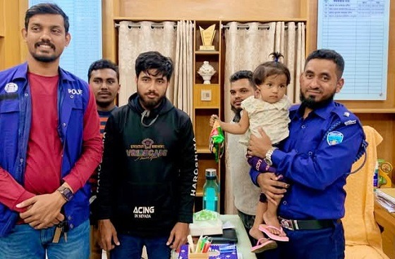 চাঁদপুরে নিখোঁজ শিশু উদ্ধার করলো পুলিশ