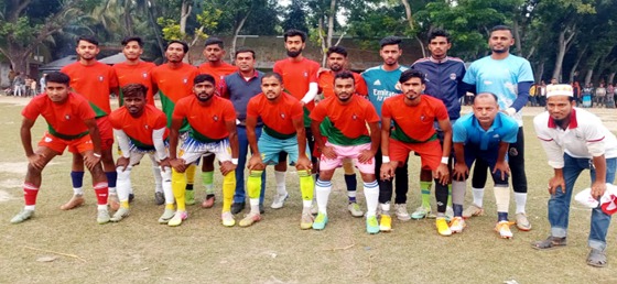 লোহাগড়ায় ১৬ দলীয় ফুটবলের ফাইনাল খেলা অনুষ্ঠিত