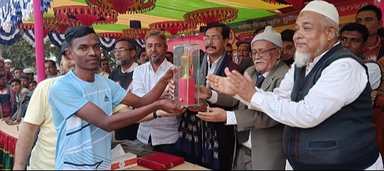 পোরশায় শহীদ জিয়া স্মৃতি ফুটবল টুর্নামেন্টের ফাইনাল অনুষ্ঠিত