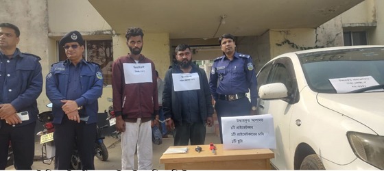 ভালুকায় ছিনতাইকৃত প্রাইভেটকার উদ্ধার গ্রেফতার ২