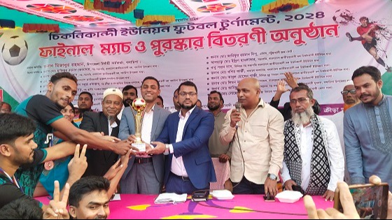 গলাচিপায় ফুটবল টুর্ণামেন্টের ফাইনাল খেলা