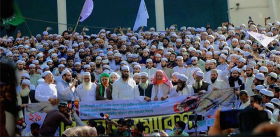 আ.লীগ ইসকনকে দিয়ে আসার চেষ্টা করছে: হেফাজত