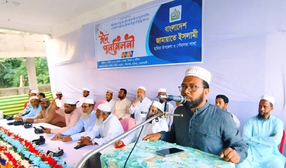 আ’লীগ আমাদের জন্য শত্রু, সুযোগ পেলে তারা আমাদেরকে ছাড়বে না: মাহফুজুল হক