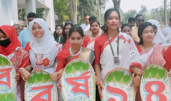 দৌলতখানে শুভ নববর্ষে পান্তার বদলে মিষ্টিমুখ