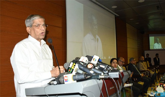 ২৪-এর গণঅভ্যুত্থানের মত এক হয়ে কাজ করার আহ্বান ফখরুলের