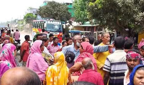 গাইবান্ধায় কাভার্ডভ্যানের চাকায় পিষ্ট হয়ে শিশু নিহত