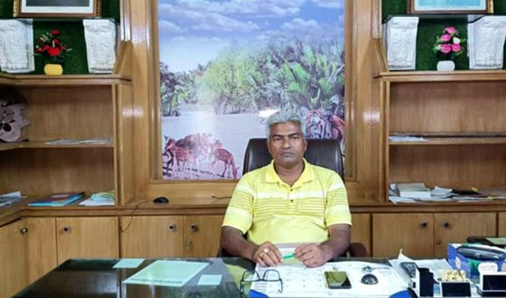 ডুমুরিয়ার গুটুদিয়া ইউপি চেয়ারম্যান কারাগারে: স্থানীয়দের প্রশাসক নিয়োগের দাবী