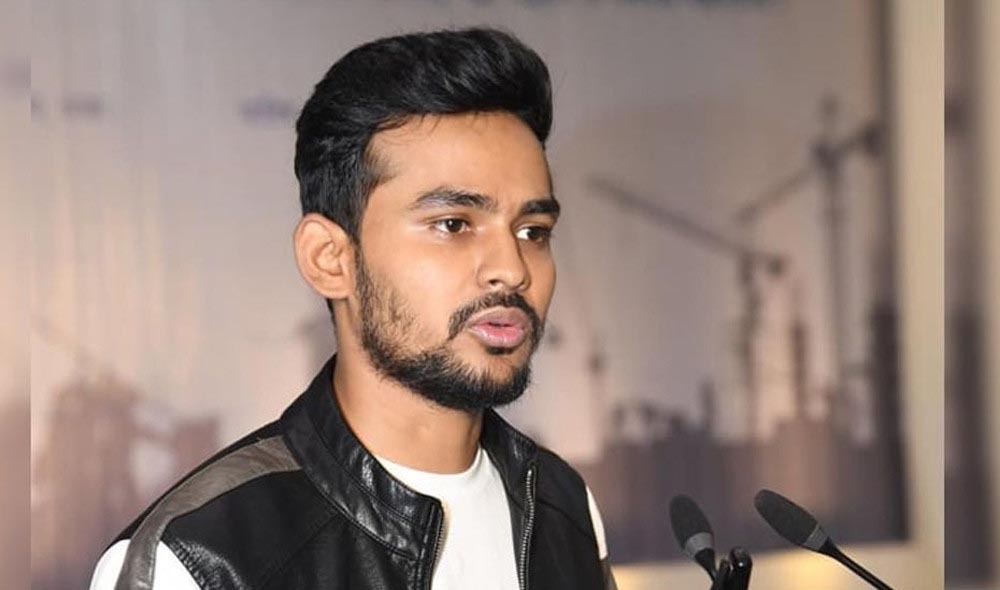 “বাবার ভুলের জন্য আমি দুঃখিত”—নিজেই ব্যাখ্যা দিলেন উপদেষ্টা আসিফ