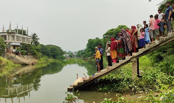 সোনারগাঁয়ের মারীখালি নদী থেকে অজ্ঞাত নারীর মরদেহ উদ্ধার