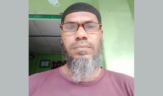 প্রধান শিক্ষকের বিরুদ্ধে মাদ্রাসার গাছ কাটার অভিযোগ
