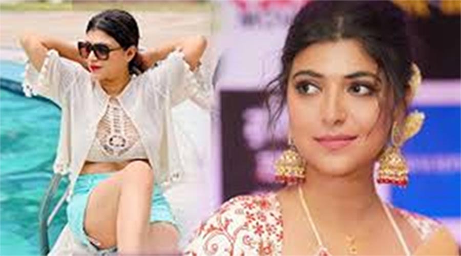 স্বামীর পরকীয়ার অভিযোগে লাইভে কাঁদলেন অভিনেত্রী রিয়া গাঙ্গুলী