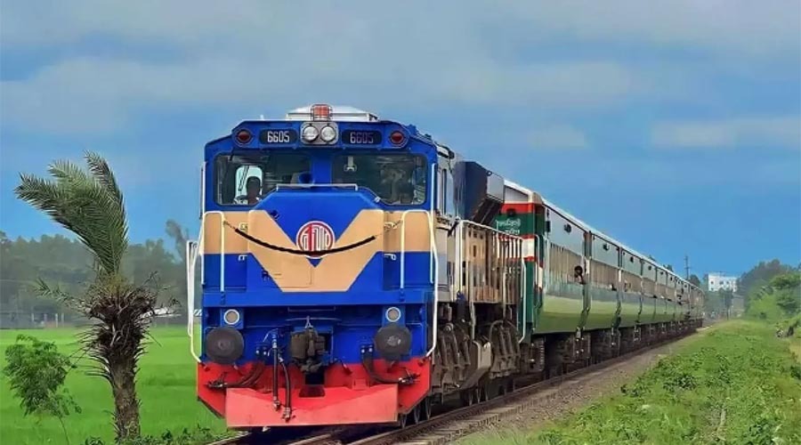‘জুলাই ঘোষণাপত্র’ উপলক্ষে আট জোড়া ট্রেন ভাড়া করল সরকার, খরচ ৩০ লাখের বেশী