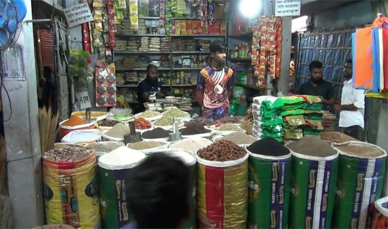 হিলিতে খুচরা বাজারে দাম কমল জিরার