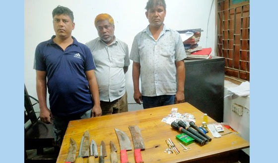 আত্রাইয়ে আওয়ামীলীগ, বিএনপি ও যুবদল নেতাসহ গ্রেফতার ৪