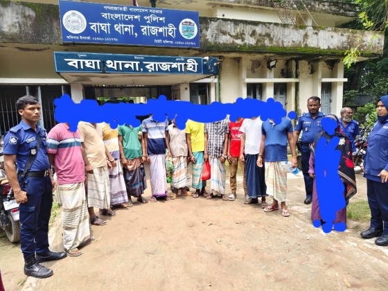 বাঘায় বিভিন্ন মামলার ওয়ারেন্টভূক্ত ১৩ জন পলাতক আসামী গ্রেফতার