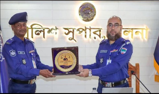 কয়রা থানার অফিসার ইনচার্জ জিএম ইমদাদুল হক জেলার শ্রেষ্ঠ ওসি