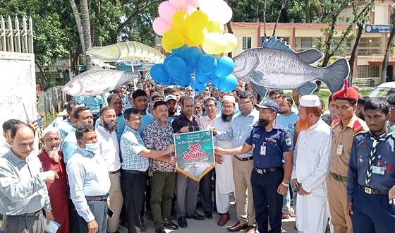 সাতক্ষীরায় বর্ণাঢ্য আয়োজনে জাতীয় মৎস্য সপ্তাহ উদ্বোধন