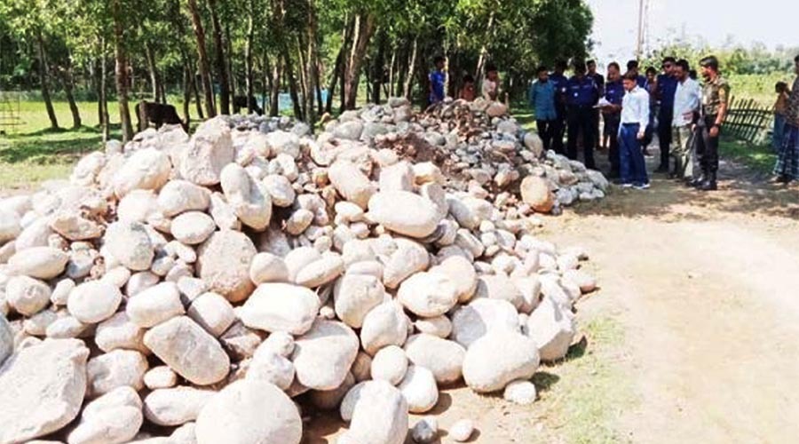 জাফলংয়ে পাথর লুটপাটে মামলা, অজ্ঞাত ১৫০ জন আসামি