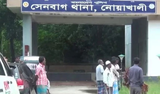 নোয়াখালীতে থানায় সালিস চলাকালে মারামারি-ভাঙচুর