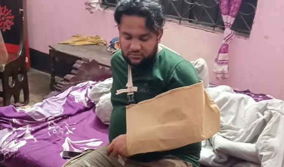 কুয়েত প্রবাসীর নিকট চাঁদা না পেয়ে হামলা ও দোকানে ভাংচু