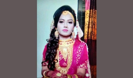 কালীগঞ্জে কলেজ ছাত্রীর রহস্যজনক মৃত্যু