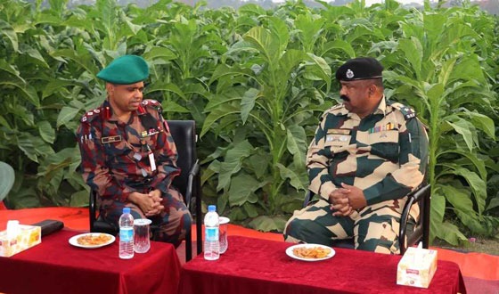 মহেশপুর সীমান্তে দু,দেশের কমান্ডার বৈঠক অনুষ্ঠিত
