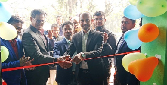 চালনায় আপন ডেন্টাল কেয়ার উদ্বোধন