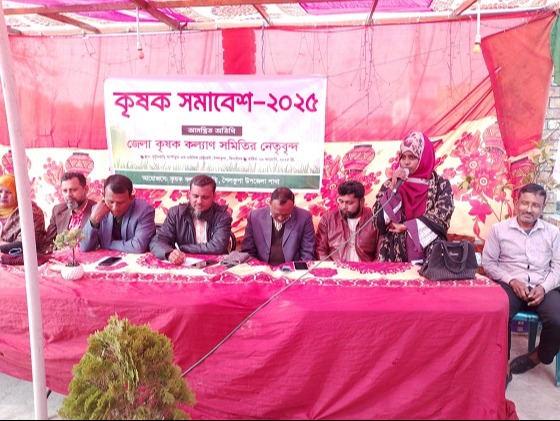 বাংলা থিয়েটারের কম্বল বিতরণ