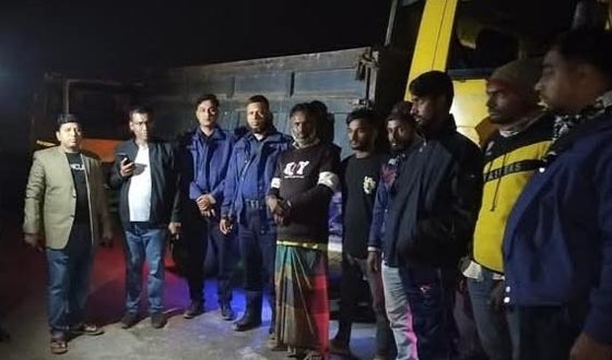 সরাইলের হাওরে গভীররাতে ইউএনও’র অভিযান
