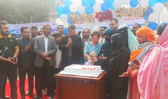 হোমনায় উদ্যোক্তা মেলা ও গ্রামীণ পিঠা উৎসবের উদ্বোধন