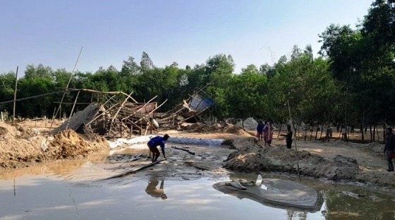অবৈধভাবে বালু উত্তোলনে ৭ জনের কারাদণ্ড