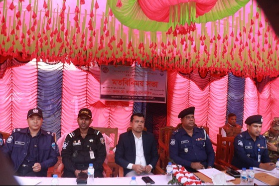জনগণ ও পুলিশ সম্মিলিত সহযোগিতায় সন্ত্রাস নির্মূল হবে