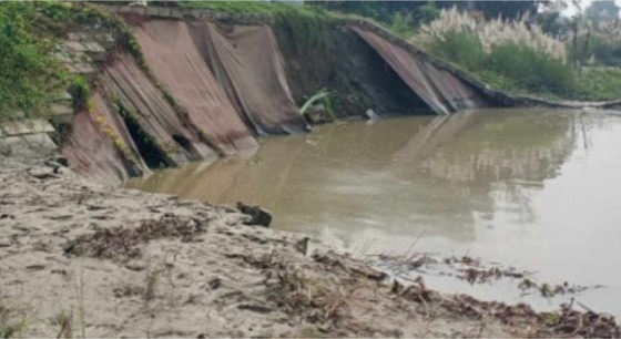 পদ্মা-আড়িয়াল খাঁর বালু তোলা থামেনি, বদলেছে চক্র