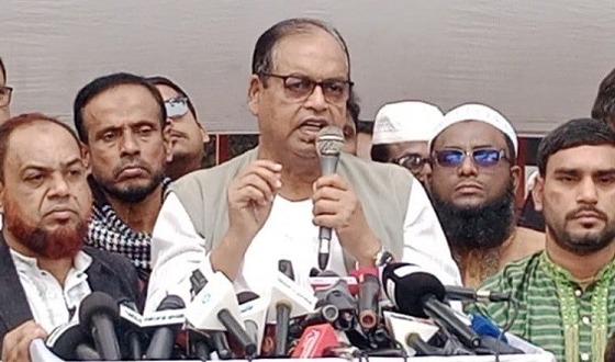 হাসিনামুক্ত দেশ যেভাবে চলার সেভাবে চলছে না
