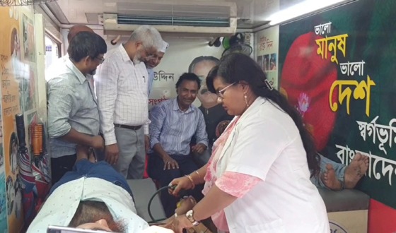 মুন্সীগঞ্জে গন অভ্যুত্থান দিবস উপলক্ষে বিএনপি রক্তদান ও  বৃক্ষ রোপন