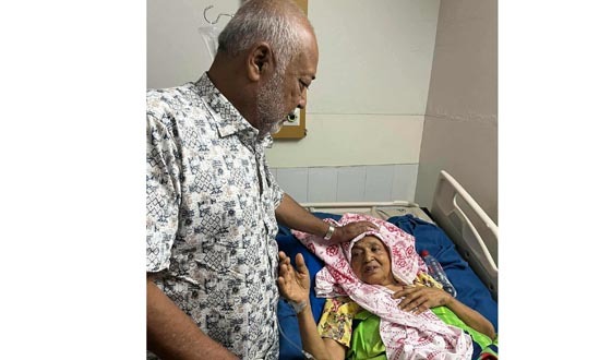 থানা বিএনপির সভাপতির মায়ের জন্য দোয়া প্রার্থী