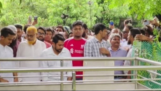 কুষ্টিয়ায় আবরার ফাহাদের কবর জিয়ারত করলেন এনসিপির শীর্ষ নেতারা