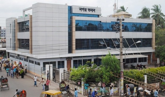 বিসিসির চুক্তিভিত্তিক বির্তকিত টাউন প্লানারকে বহালের চেষ্টা