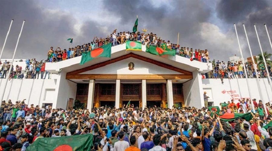 জুলাই-আন্দোলনের শহীদদের ‘জাতীয় বীর’ ঘোষণার বিষয়ে হাইকোর্টের রুল