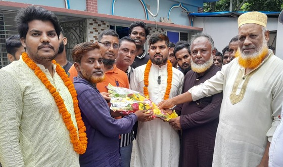 ১৬ বছর পর নিজ বাড়িতে ফিরেছেন বিএনপি নেতা মামুন