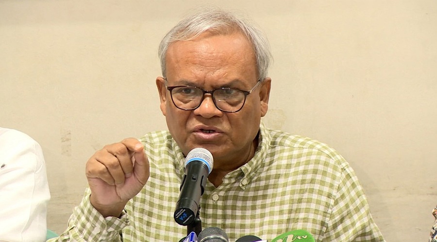 আপনারা যখন অপপ্রচারে, তখন বিএনপি আহত-নিহত পরিবারের পাশে: রিজভী