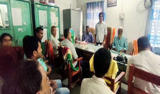 রাণীনগরের করজগ্রাম উচ্চ বিদ্যালয়ে নতুন সভাপতির দায়িত্ব গ্রহণ