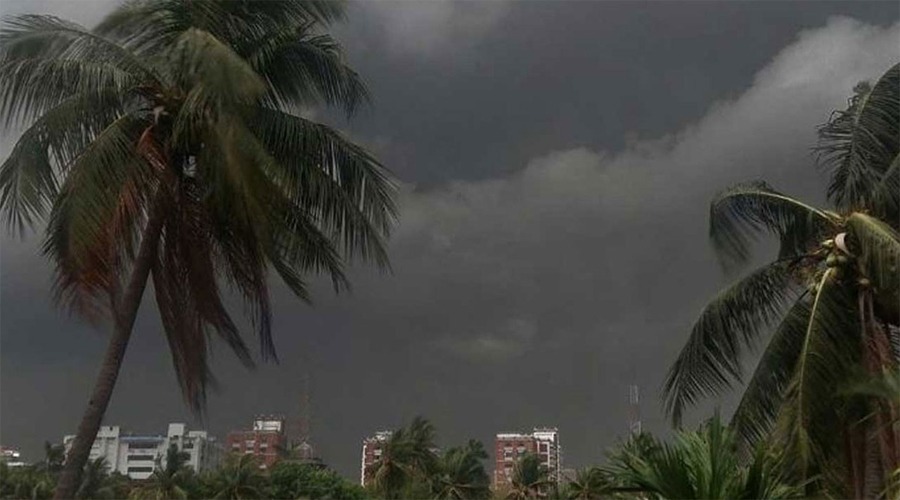 ৭ জেলায় ৬০ কিমি বেগে ঝড়ের আবাস, রয়েছে সতর্ক সংকেত