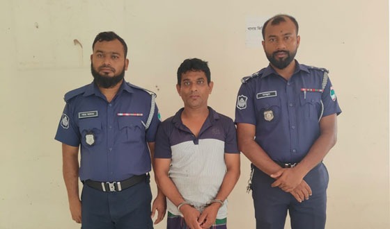 দেবহাটায় এক ইভটিজারকে ১ মাসের সাজা প্রদান